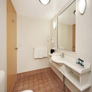 Australis Sovereign Hotel