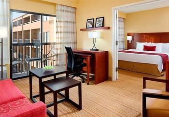 Hotel Courtyard Greenbelt