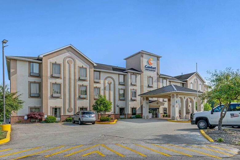 Hotel Comfort Inn & Suites