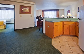 Hotel Quality Inn & Suites