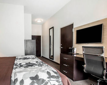 Hotel Sleep Inn & Suites