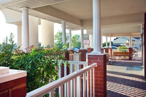 Hotel Four Points By Sheraton Louisville Airport