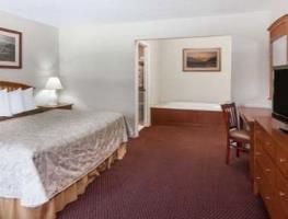 Motel Howard Johnson Of Traverse City