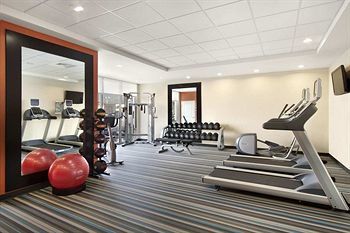 Hotel Wingate By Wyndham Fayetteville