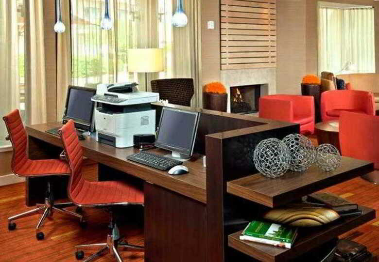 Hotel Courtyard By Marriott Fayetteville