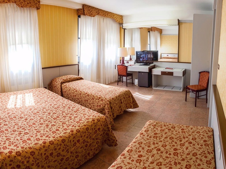 Hotel Maxim