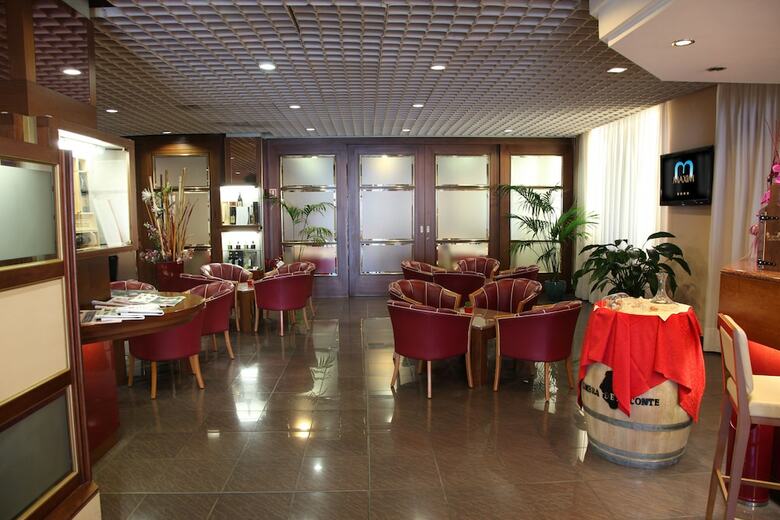 Hotel Maxim