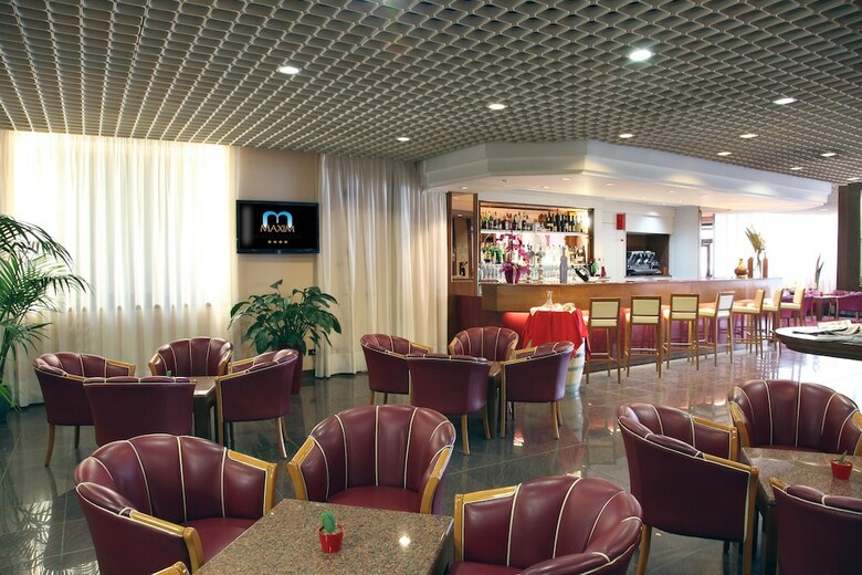 Hotel Maxim