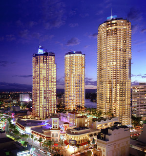 Apartamentos The Towers Of Chevron Renaissance