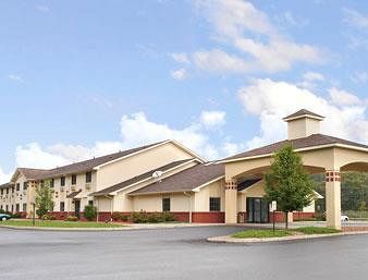 Hotel Super 8 Highland Ny