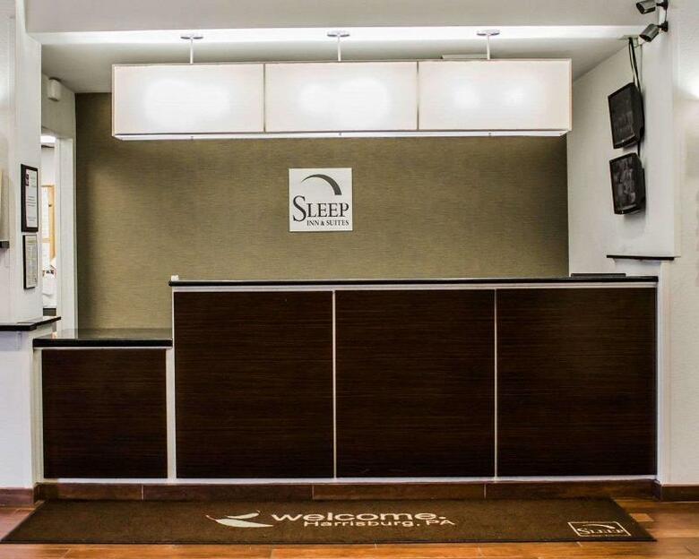 Hotel Sleep Inn & Suites