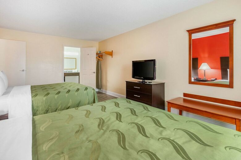 Motel Quality Inn & Suites