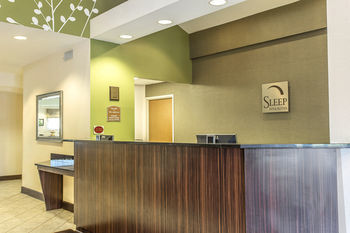 Motel Sleep Inn & Suites