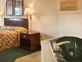 Hotel Super 8 Piedmont Greenville Area