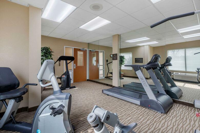 Hotel Comfort Inn & Suites