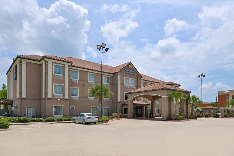 Hotel Comfort Inn And Suites Winnie