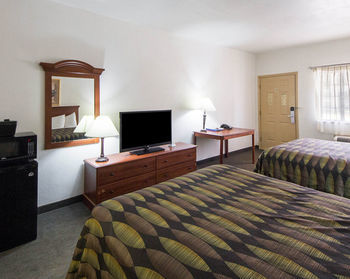 Hotel Quality Inn & Suites