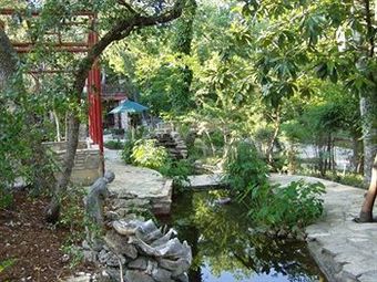 Creekhaven Inn Bed & Breakfast