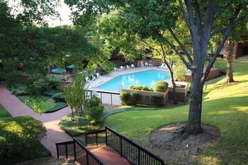 Magnuson Grand Hotel And Conference Center Tyler