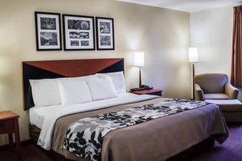 Hostal Sleep Inn And Suites