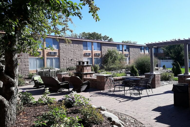 Hotel Dakotah Lodge