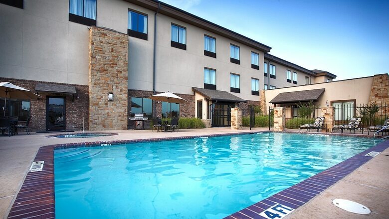 Hotel Best Western Plus Emory At Lake Fork Inn & Suites