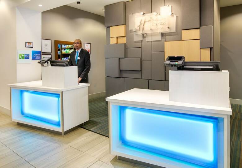 Hotel Holiday Inn Express & Suites Denton Unt- Twu