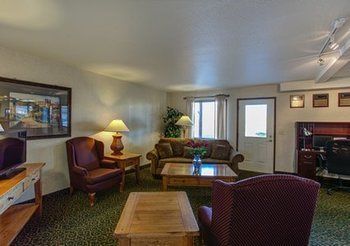 Hotel Quality Inn & Suites