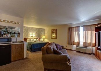 Hotel Quality Inn & Suites