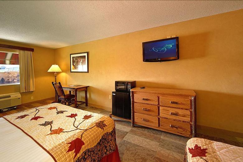 Hotel Oak Tree Lodge