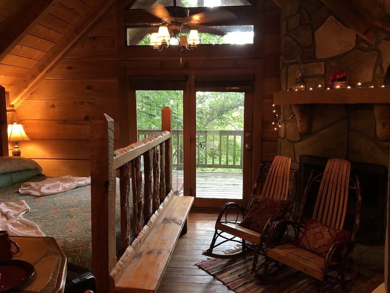 Smokies Bed And Breakfast