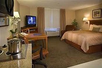 Hotel Candlewood Stes Logan