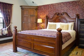 Bed & Breakfast Hillbrook Inn
