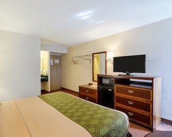 Hotel Econo Lodge North