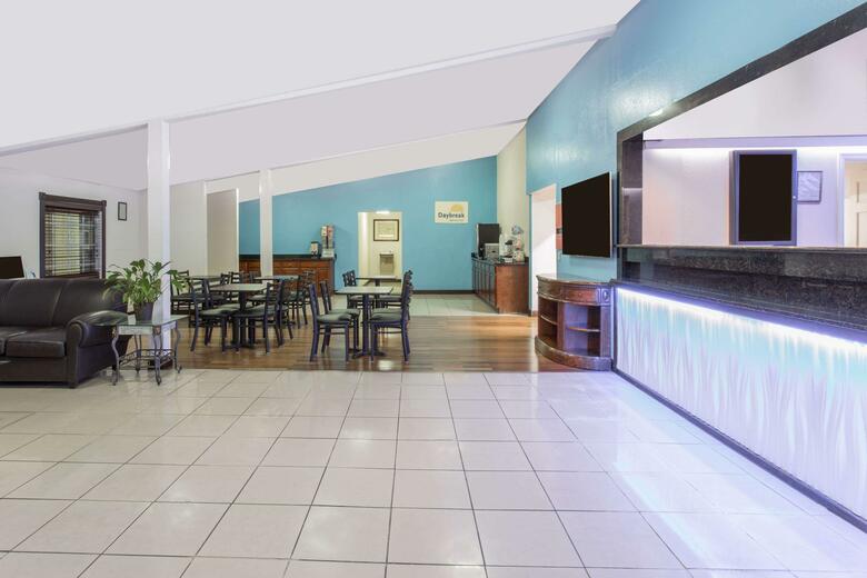 Hotel Days Inn Virginia Beach Town Center