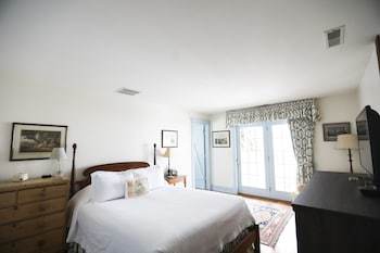 Bed & Breakfast Inn At Old Virginia