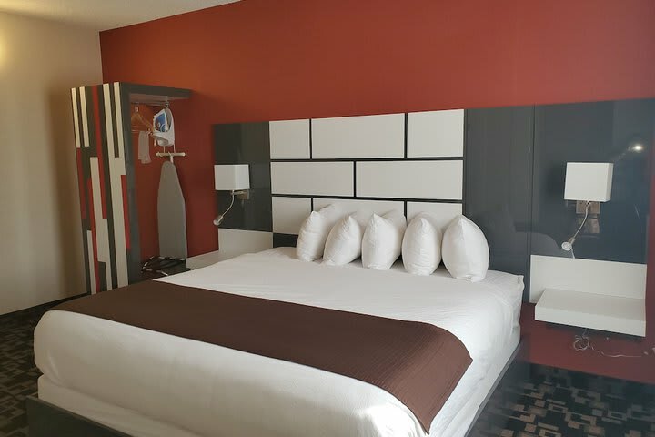 Coast Medicine Hat Hotel