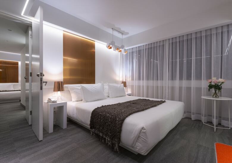 Hotel 45 By Director