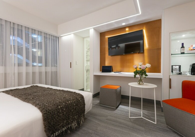 Hotel 45 By Director