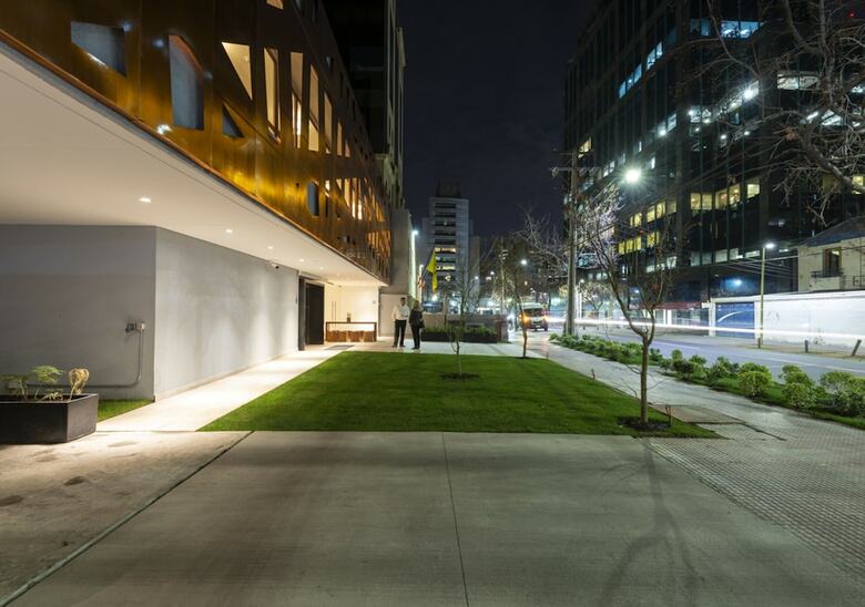 Hotel 45 By Director