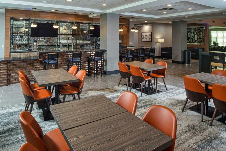 Grandstay Hotel Appleton-fox River Mall