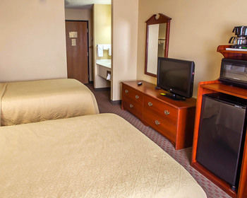 Hotel Quality Inn & Suites