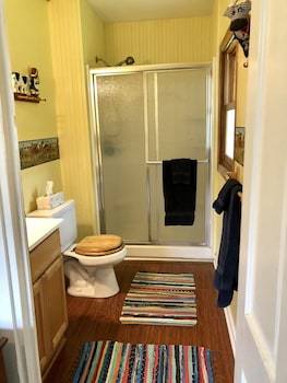 Rainbow Ridge Farms Bed And Breakfast