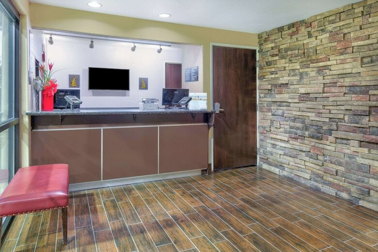 Hotel Red Roof Inn New Braunfels