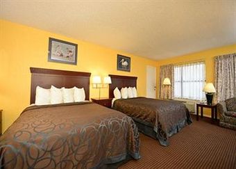 Motel Econo Lodge & Suites By The Bay