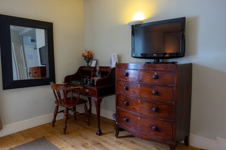 Hostal The Red Lion