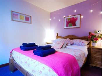 Sanders Yard - B&B
