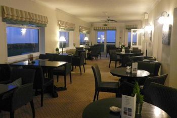 Hostal The Cliff House Hotel