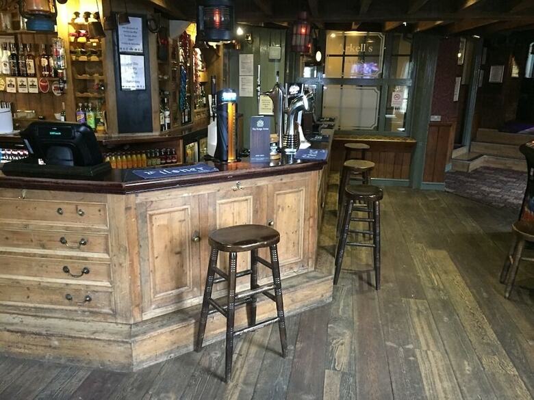 Hostal The Kings Arms