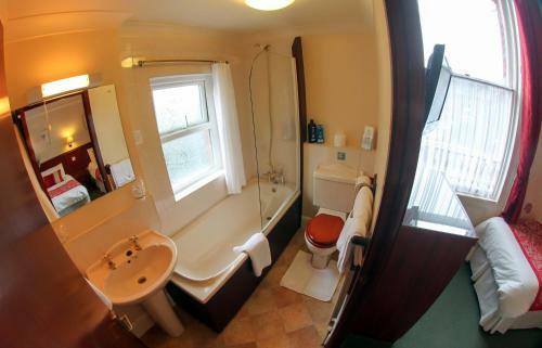 Bowden Lodge Hotel